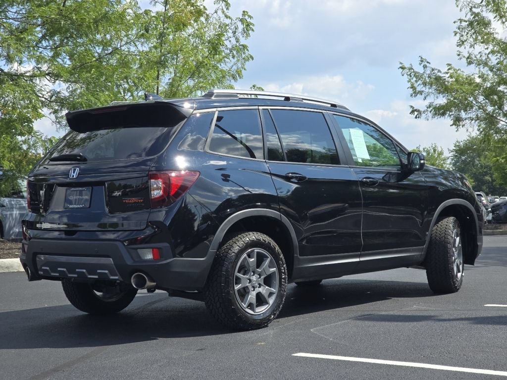 Certified 2025 Honda Passport TrailSport image 18