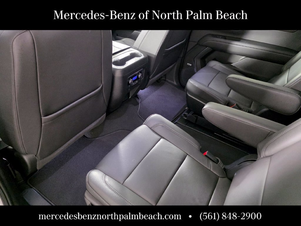 Used 2025 Chevrolet Suburban Z71 w/ Z71 Off-Road Package AWD/4WD image 15