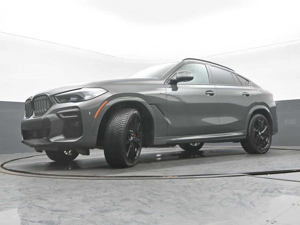 Used 2023 BMW X6 M50i w/ Premium Enhanced Package image 30