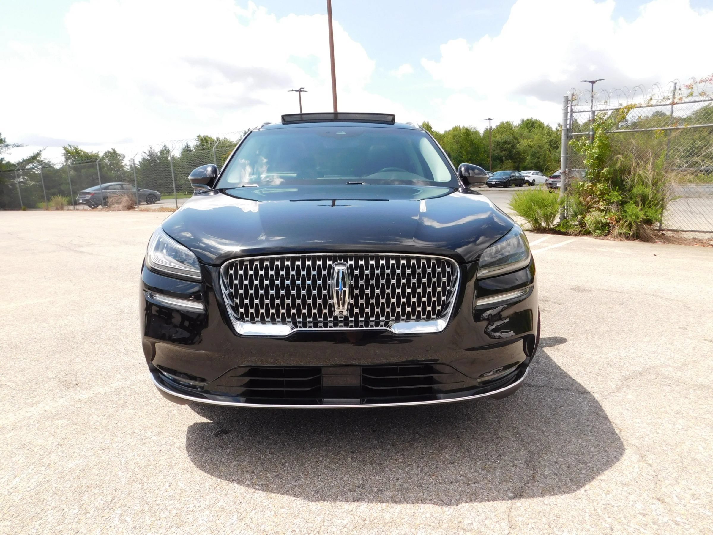 Used 2020 Lincoln Corsair Reserve w/ Equipment Group 201A AWD/4WD image 3