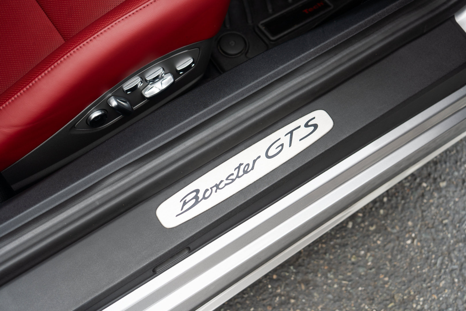 Used 2018 Porsche 718 Boxster GTS RWD image 35