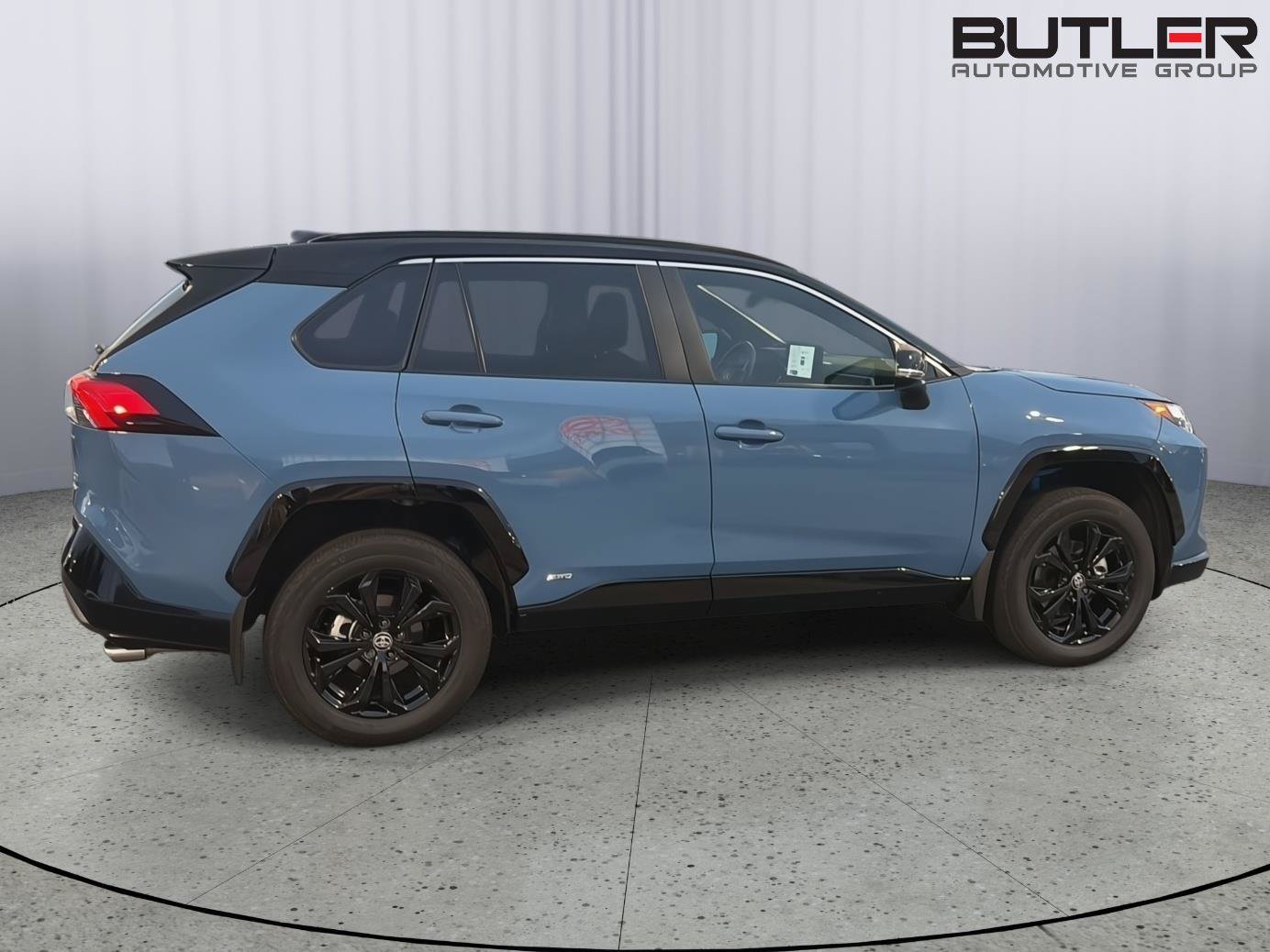 Certified 2025 Toyota RAV4 XSE w/ Weather Package AWD/4WD image 7