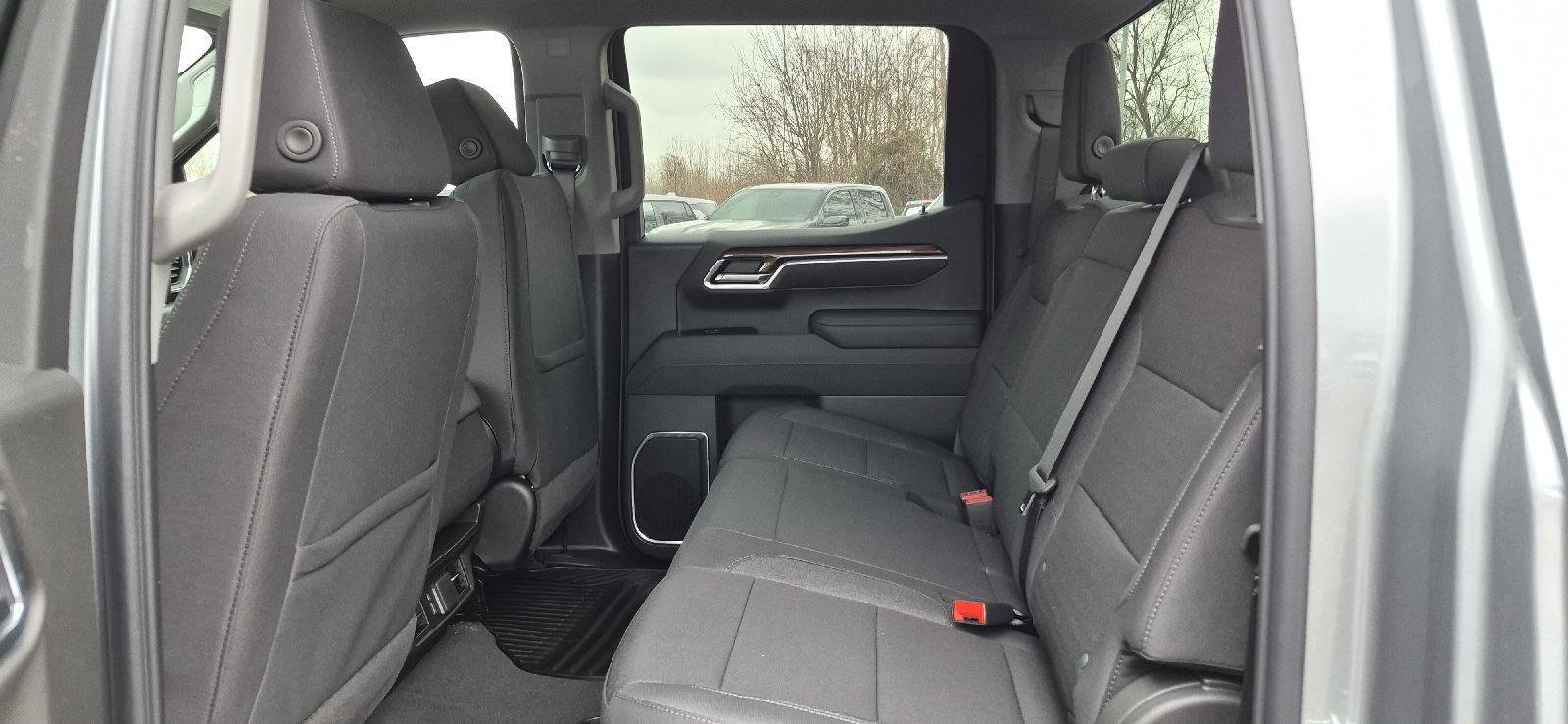 New 2026 Chevrolet Silverado 1500 LT AWD/4WD image 11