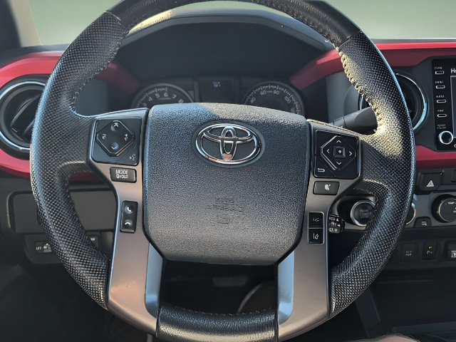 Used 2020 Toyota Tacoma TRD Off-Road w/ TRD Premium Off Road Package AWD/4WD image 12