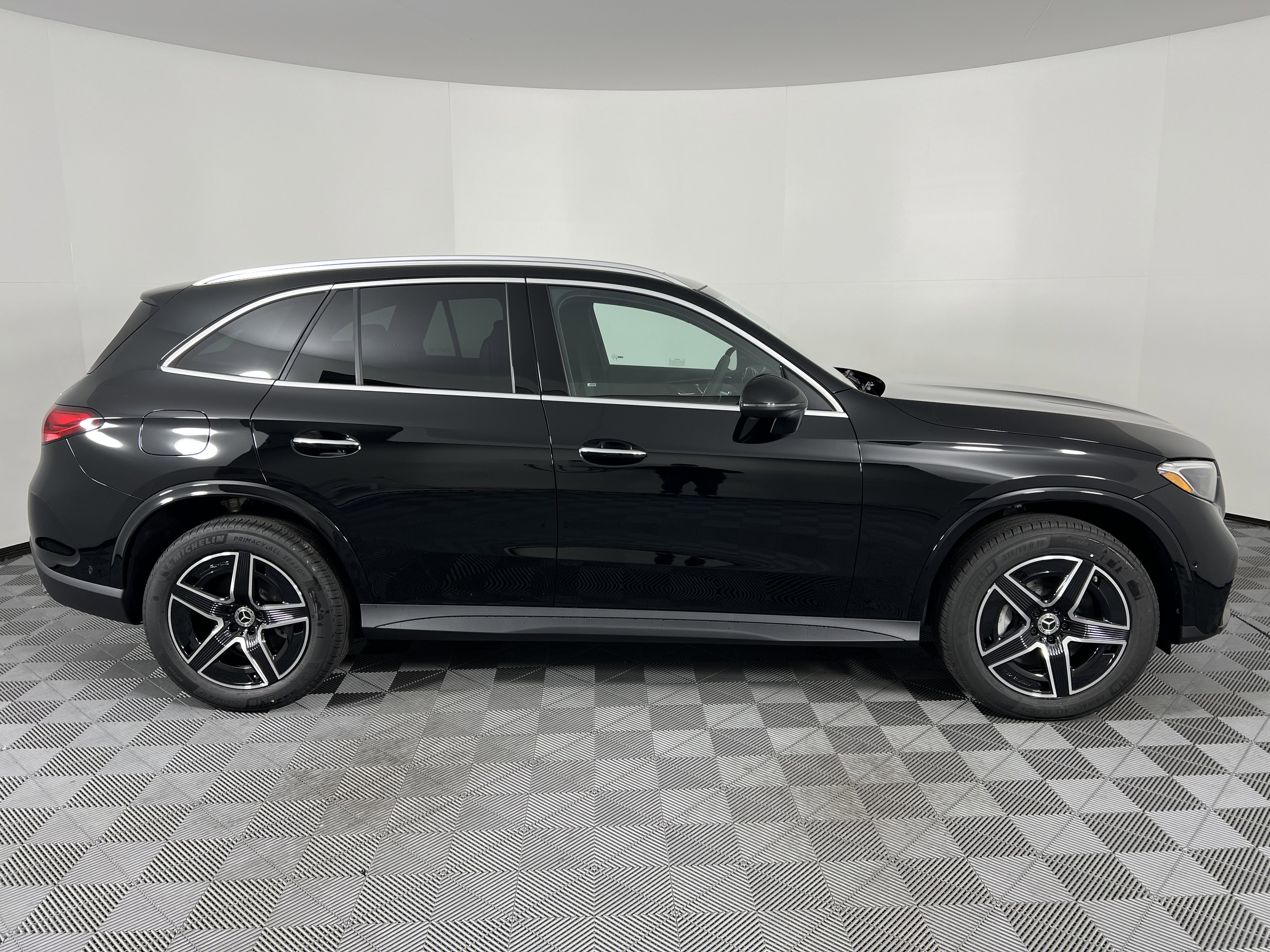 New 2026 Mercedes-Benz GLC 300 4MATIC image 13