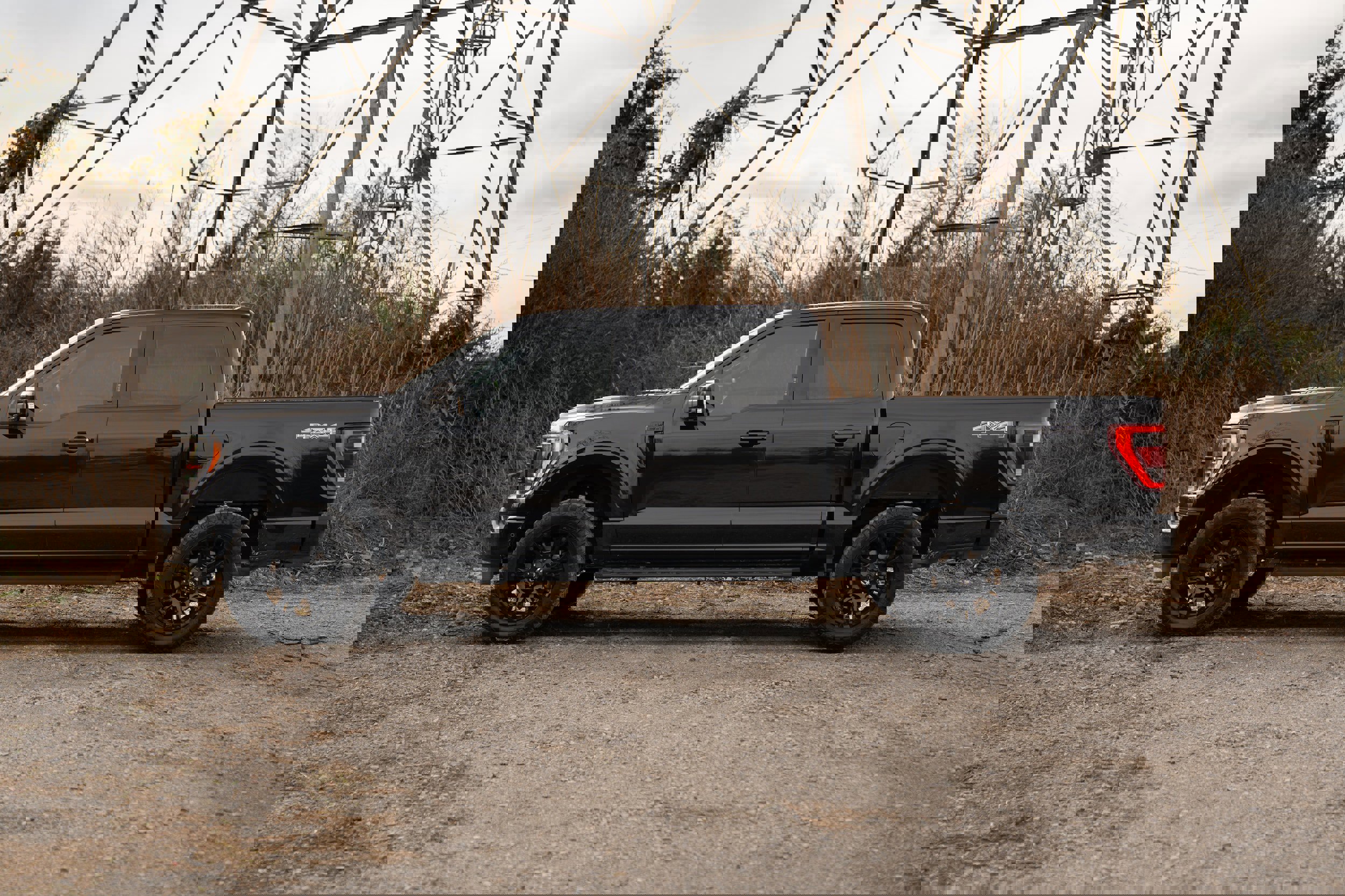 Used 2023 Ford F150 Lariat w/ Equipment Group 502A High image 6