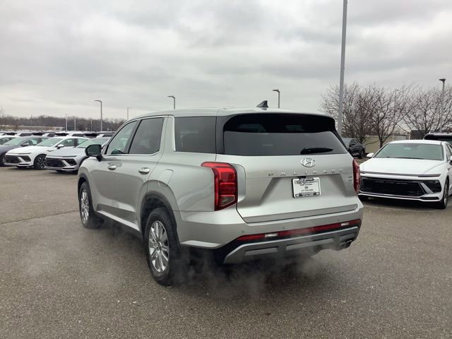 Used 2023 Hyundai Palisade SE image 7