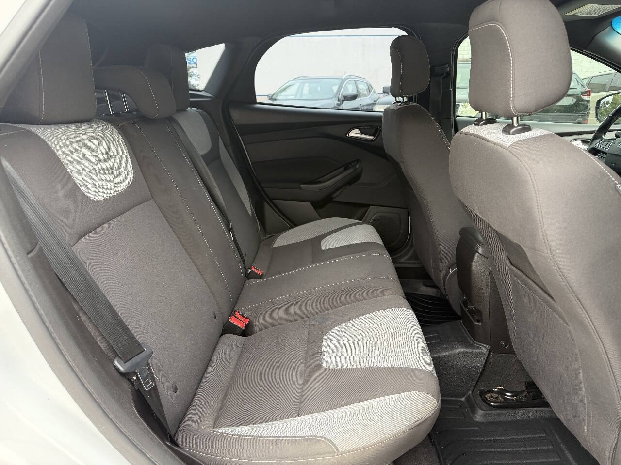 Used 2016 Ford Focus ST FWD image 18