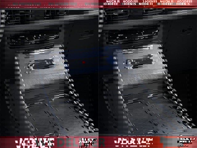 New 2025 Lincoln Aviator AWD image 15