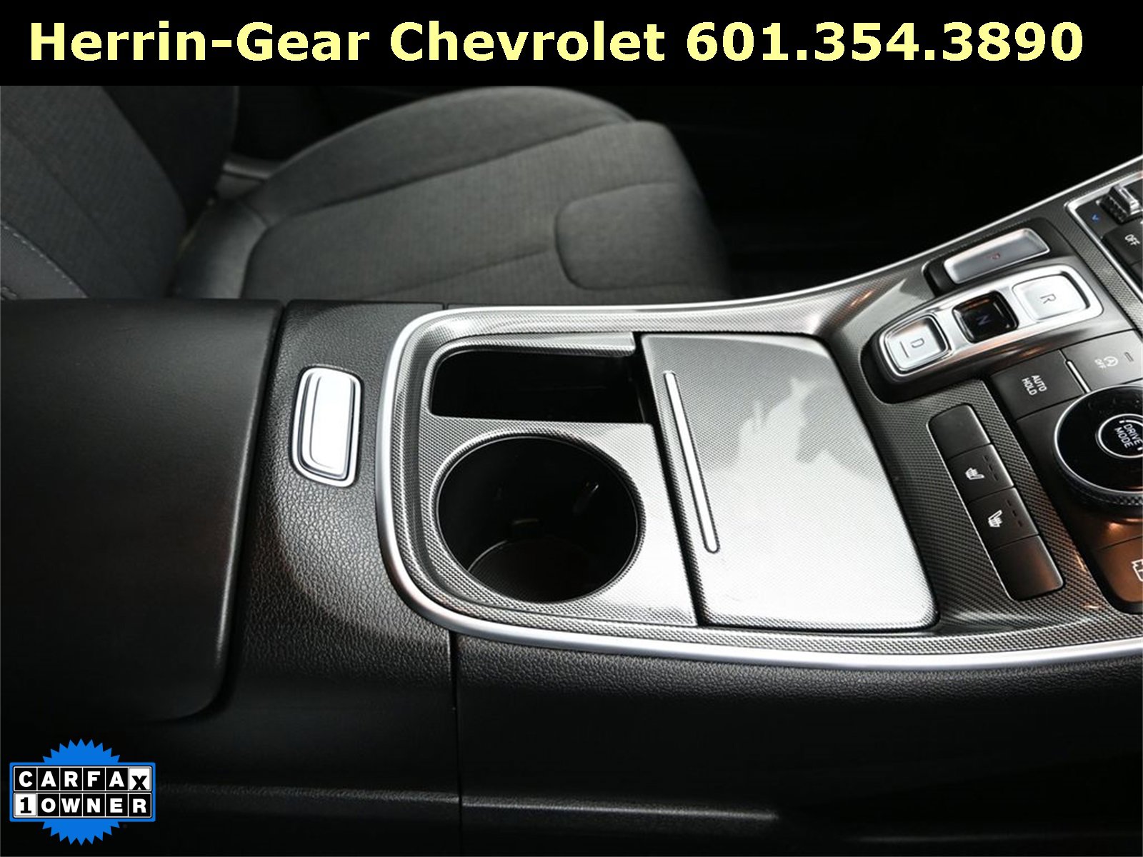 Used 2023 Hyundai Santa Fe SEL w/ Cargo Package image 28