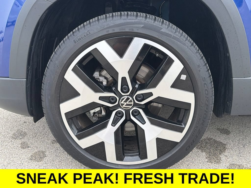 Certified 2023 Volkswagen Taos SEL AWD/4WD image 31