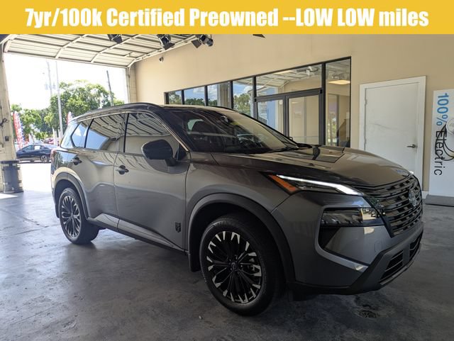 Used 2026 Nissan Rogue Dark Armor FWD image 2