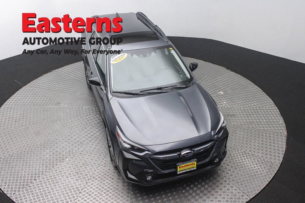 Used 2023 Subaru Outback Premium AWD/4WD image 3