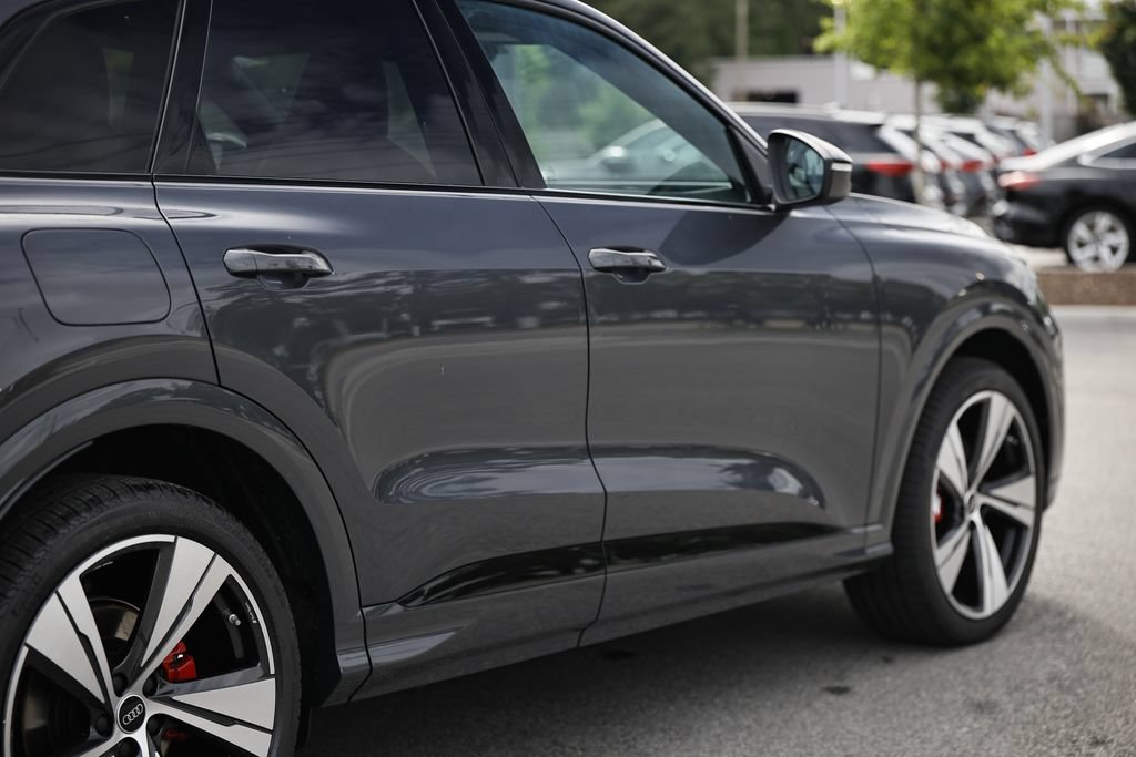 New 2026 Audi SQ5 Premium Plus AWD/4WD image 8
