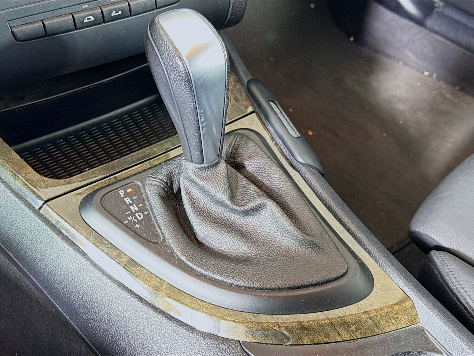 Used 2010 BMW 135i Convertible image 18