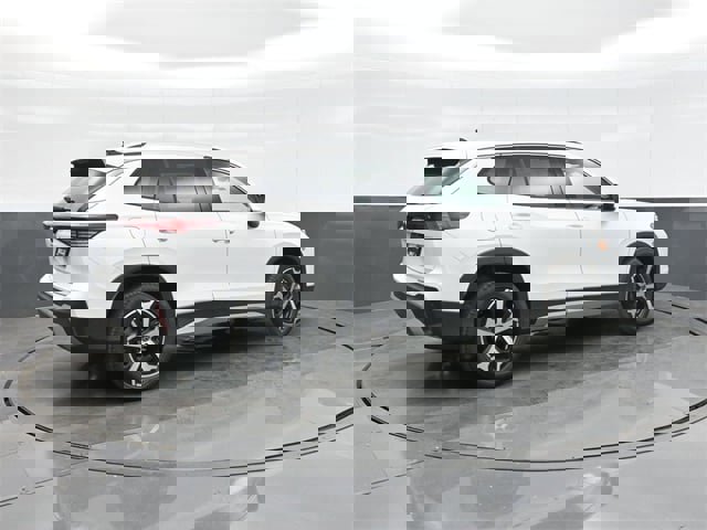 New 2026 Volkswagen Tiguan SE image 7