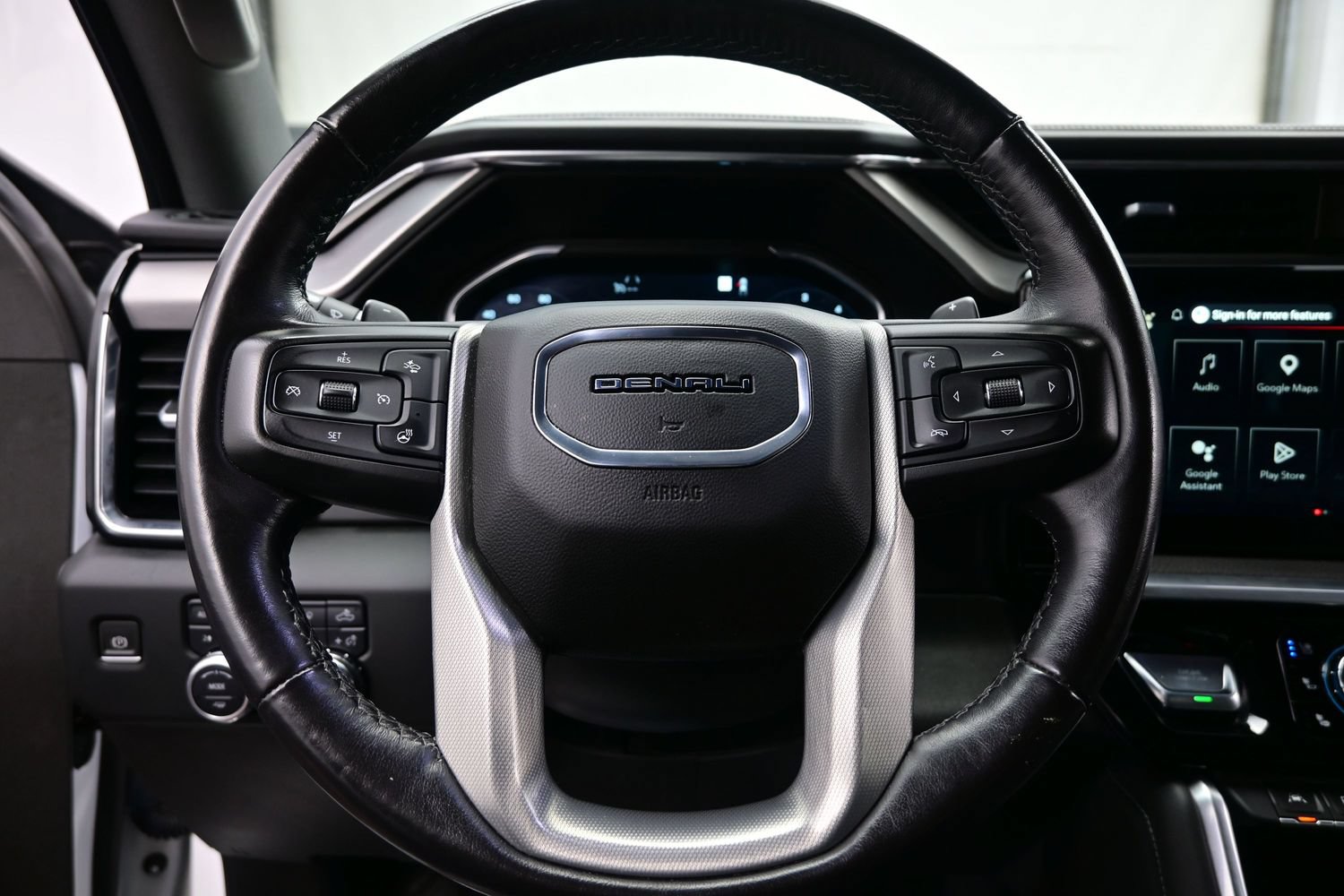 Used 2023 GMC Sierra 1500 Denali w/ Technology Package AWD/4WD image 22