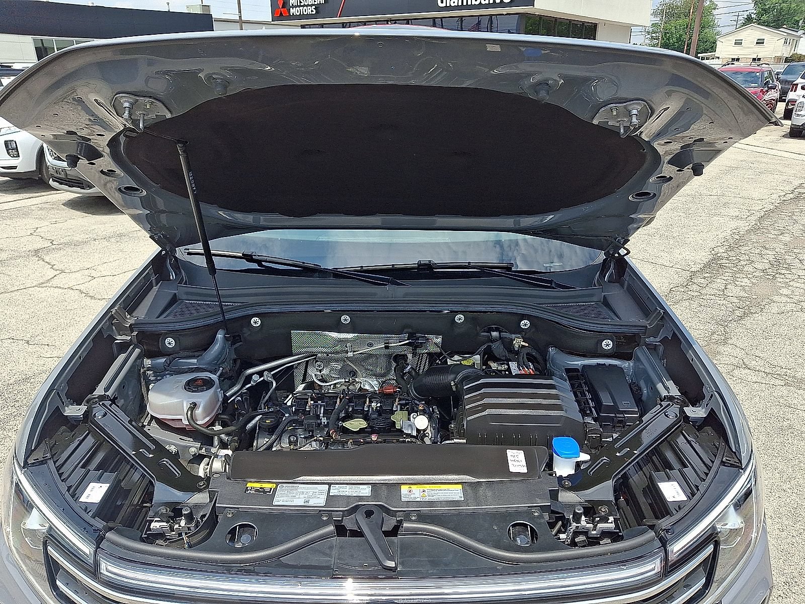 Used 2024 Volkswagen Atlas Peak Edition SE AWD/4WD image 28