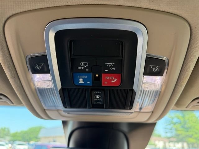 Used 2022 RAM 4500 Laramie AWD/4WD image 29