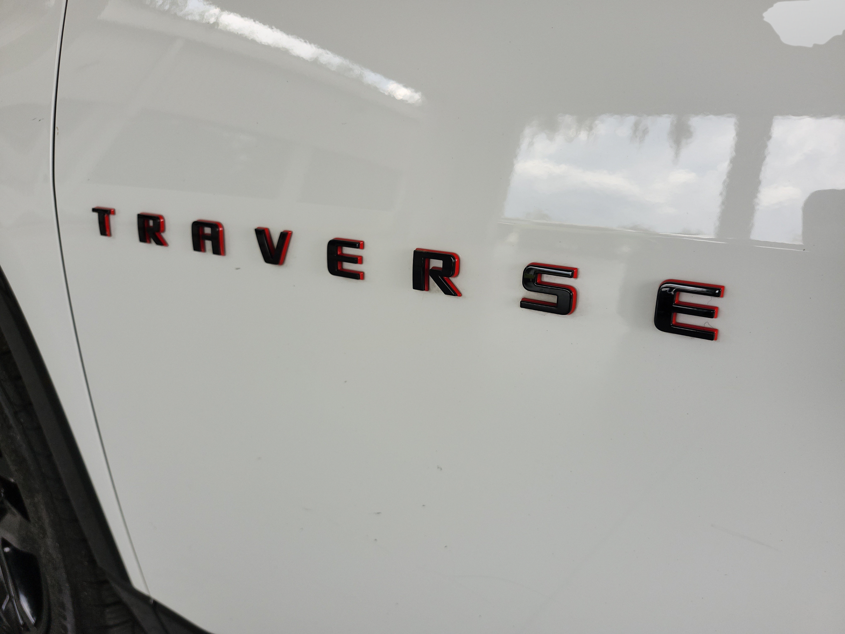 Used 2018 Chevrolet Traverse Premier w/ Redline Edition FWD image 31