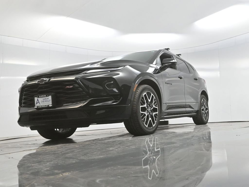 Used 2024 Chevrolet Blazer RS w/ Driver Confidence II Package FWD image 30