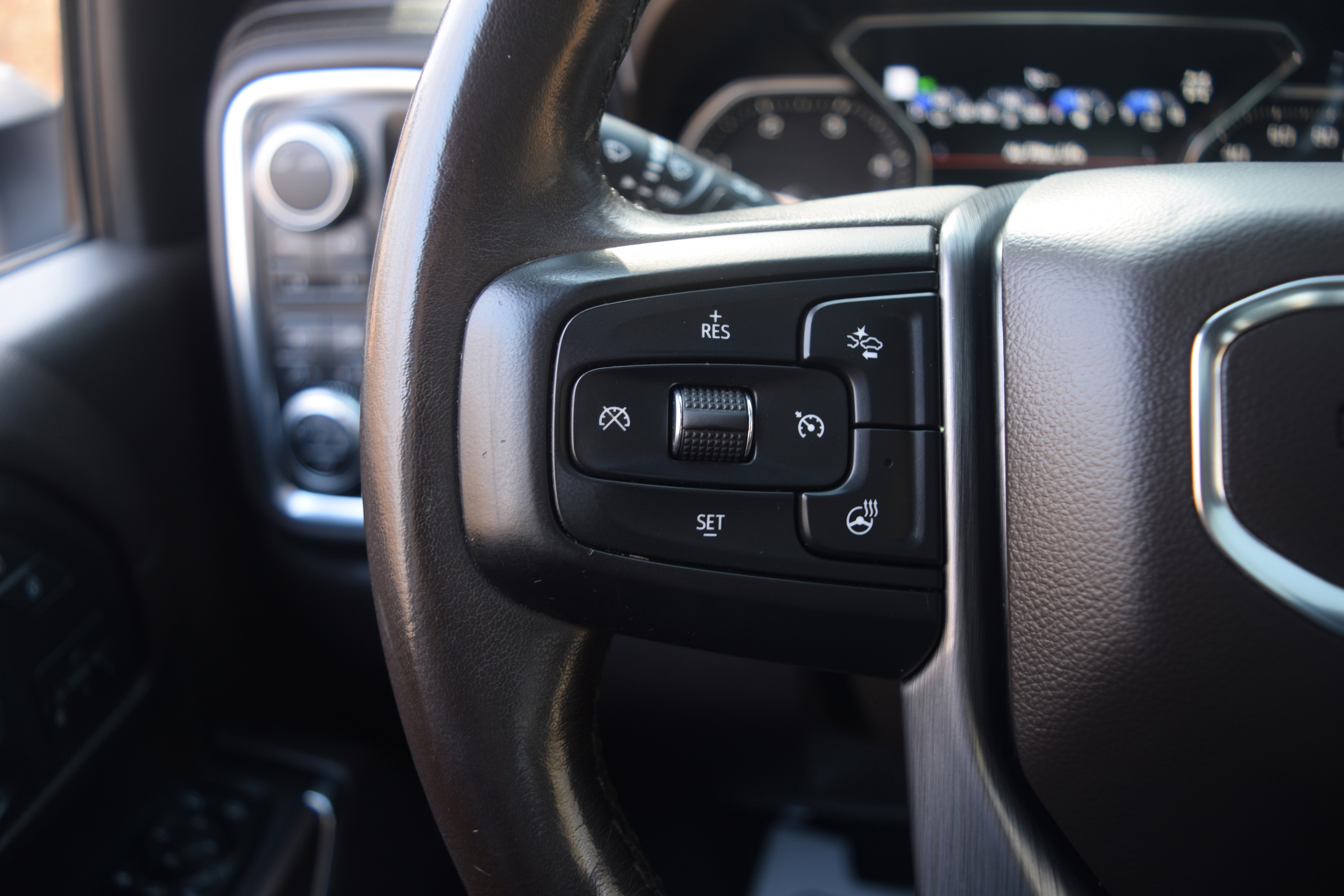 Used 2020 GMC Sierra 3500 Denali w/ Denali Ultimate Package image 6