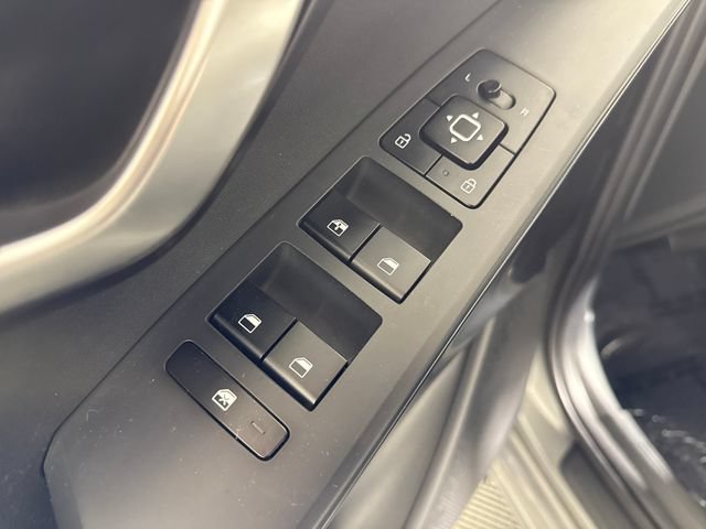 Used 2023 Kia Niro LX FWD image 53