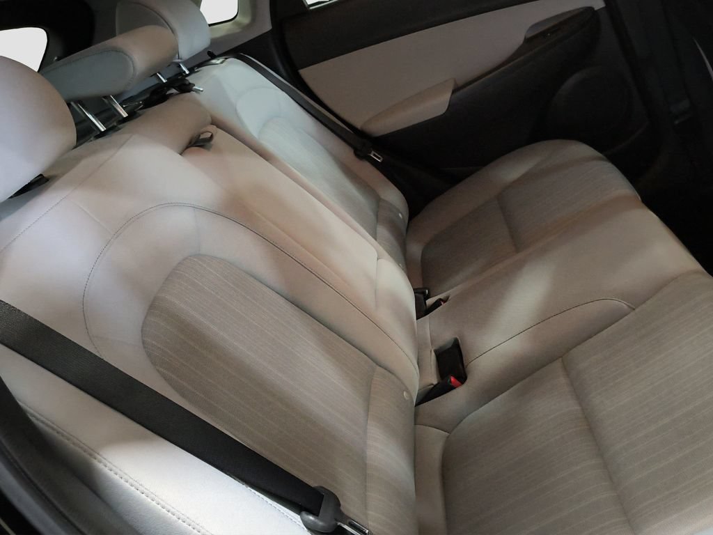 Used 2023 Hyundai Kona SEL AWD/4WD image 28