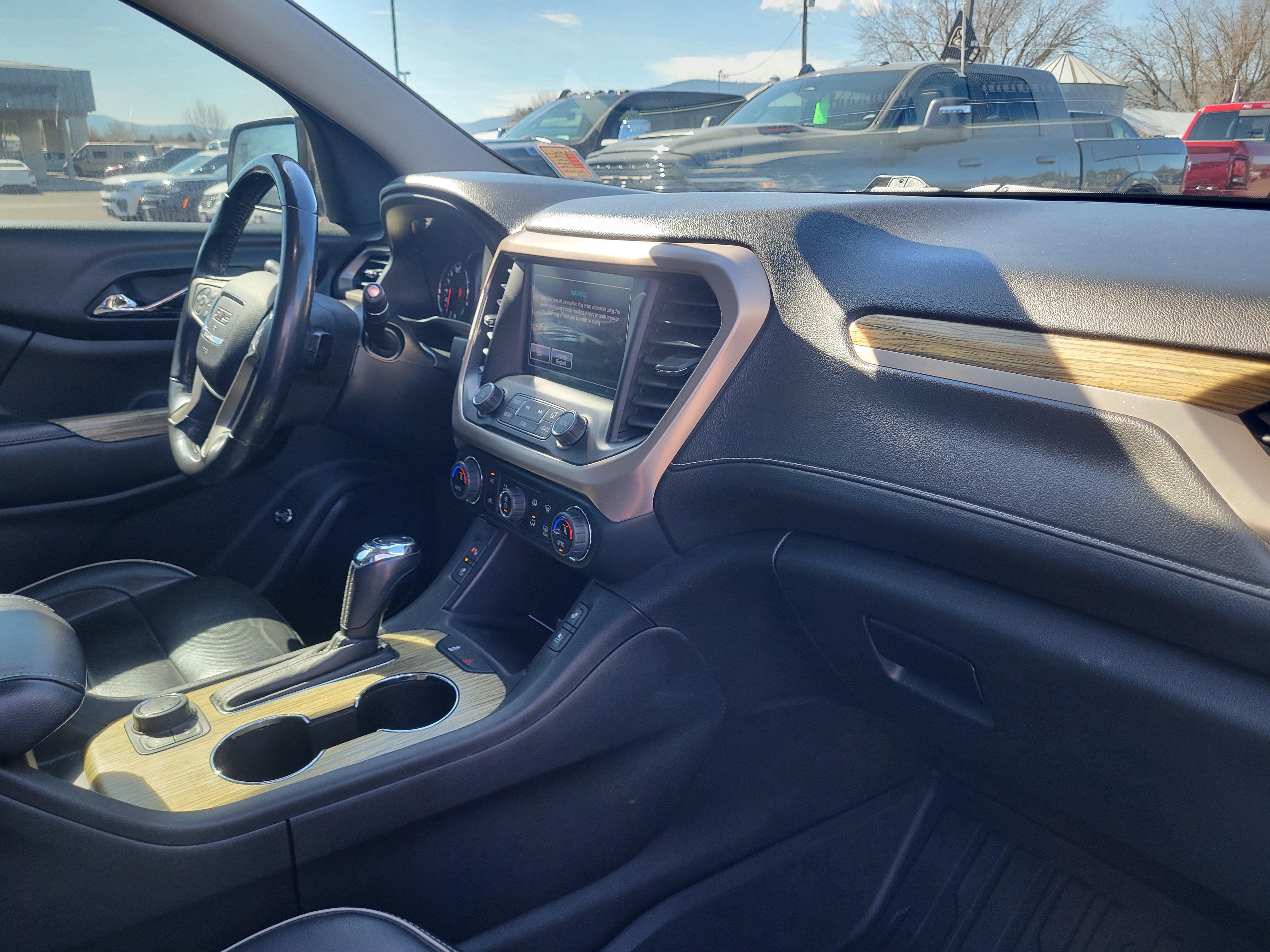 Used 2018 GMC Acadia Denali w/ Technology Package image 23