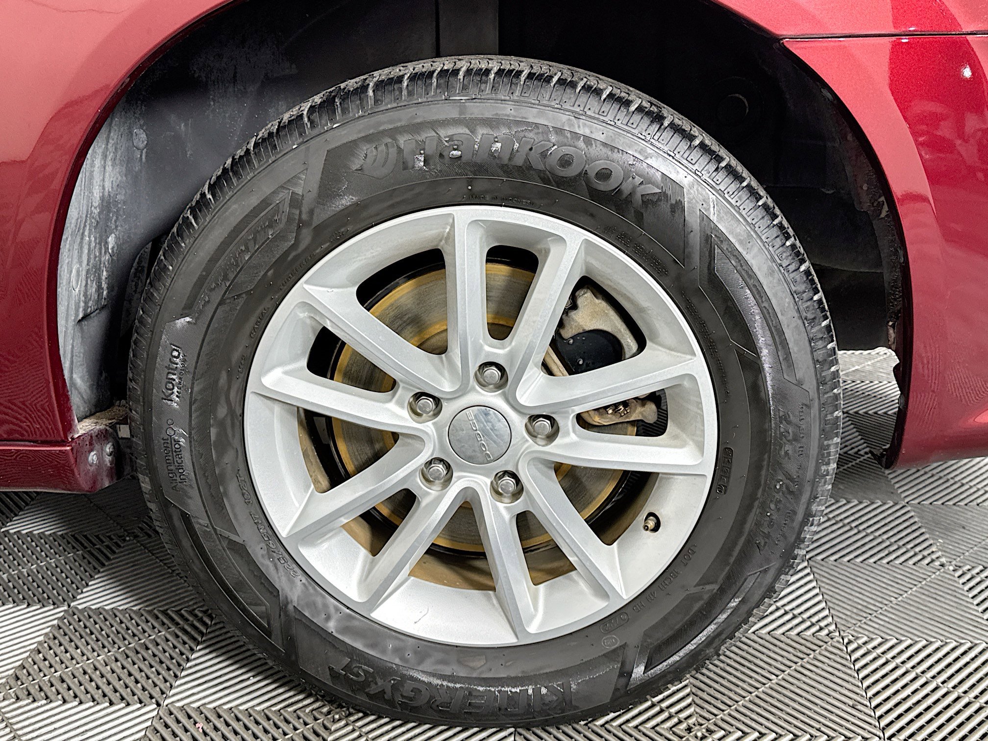 Used 2019 Dodge Grand Caravan SXT image 35