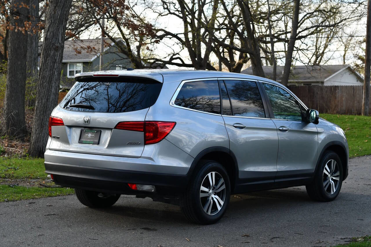 Used 2018 Honda Pilot EX image 4