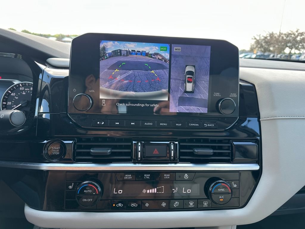 Used 2025 Nissan Pathfinder SL w/ Lighting Package (N92) image 35