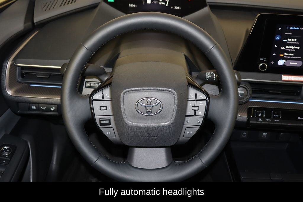 Used 2025 Toyota Prius XLE image 7