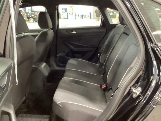 Used 2026 Volkswagen Jetta Sport FWD image 13