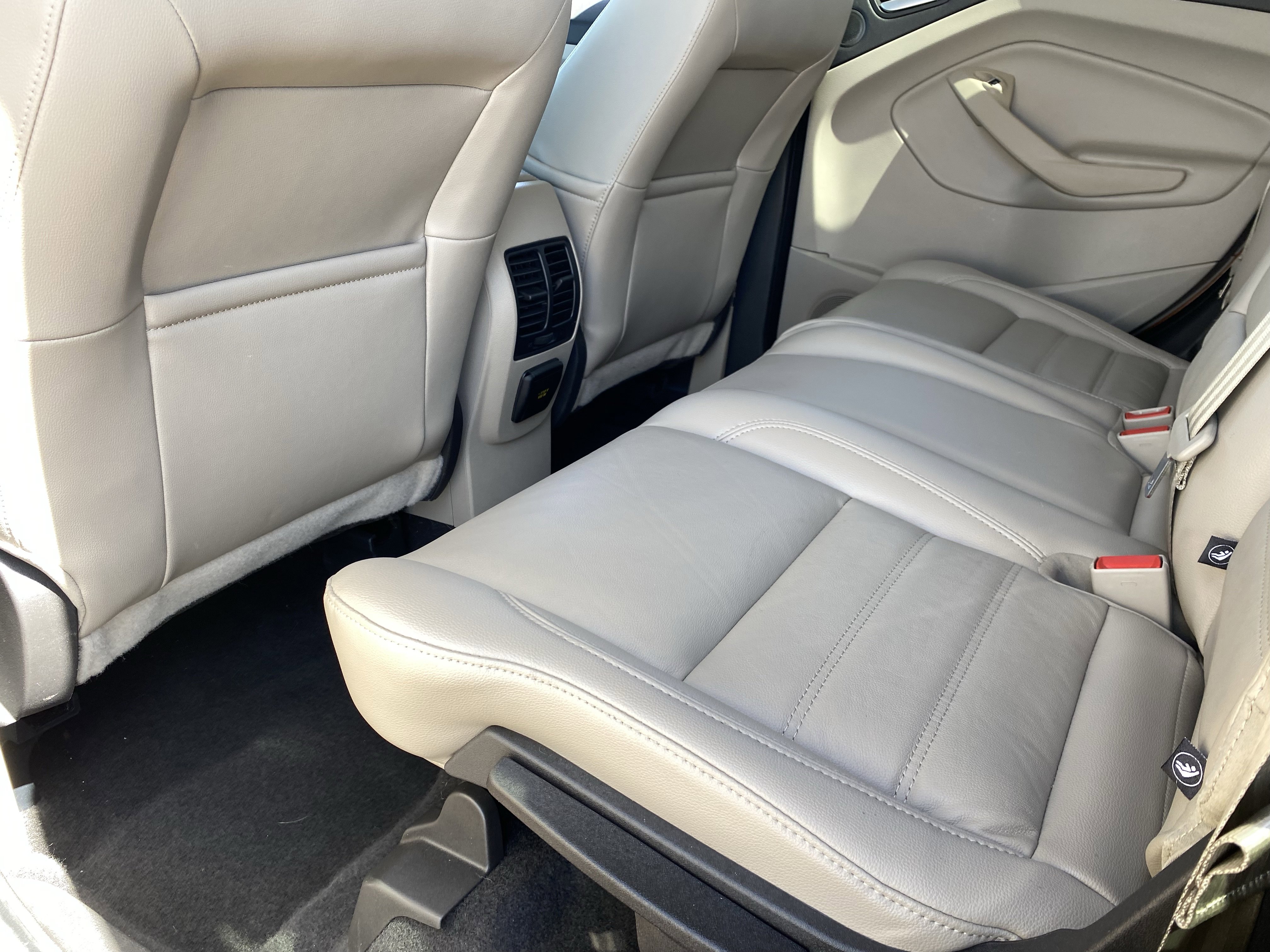 Used 2017 Ford Escape Titanium FWD image 15
