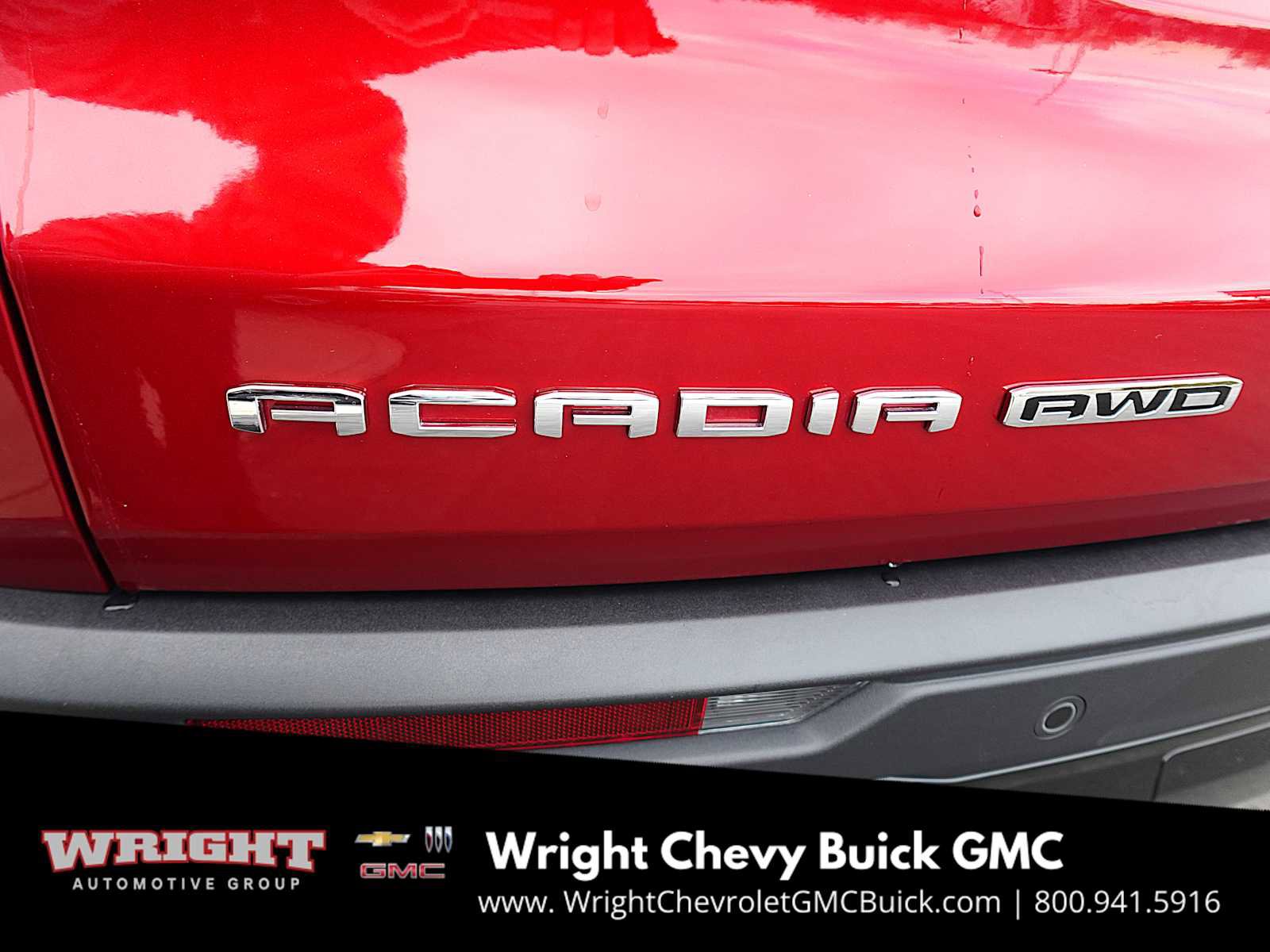 Used 2025 GMC Acadia AT4 w/ Luxury Package image 10