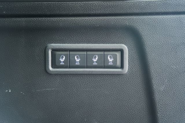 Used 2024 Jeep Wagoneer L Series II image 14