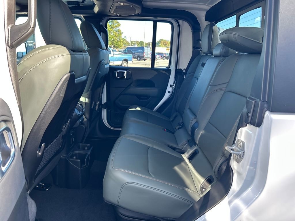 New 2025 Jeep Gladiator Mojave image 27