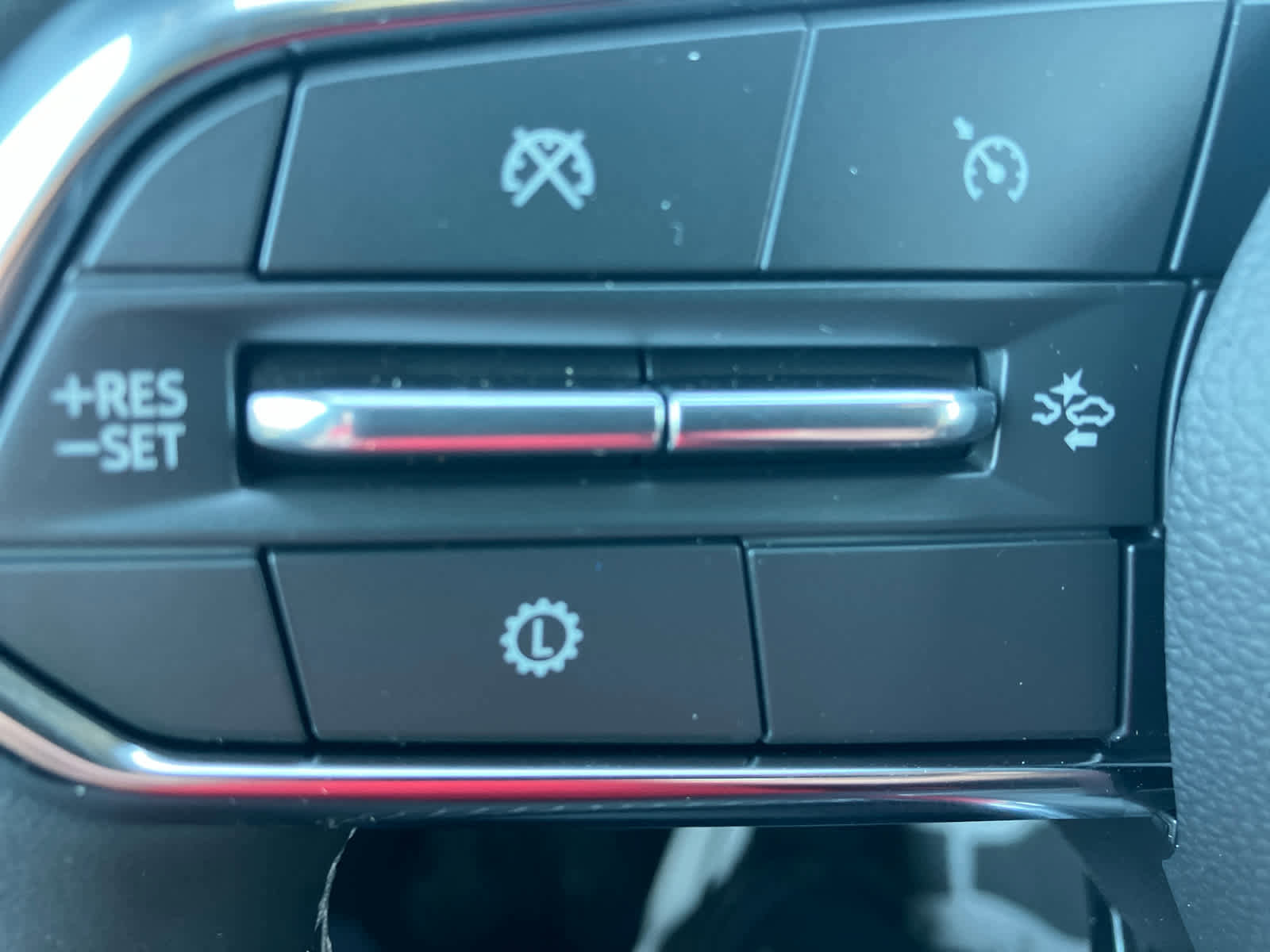 New 2026 Chevrolet Traverse LT AWD/4WD image 17