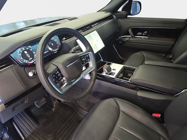 Certified 2025 Land Rover Range Rover Long Wheelbase Autobiography image 19