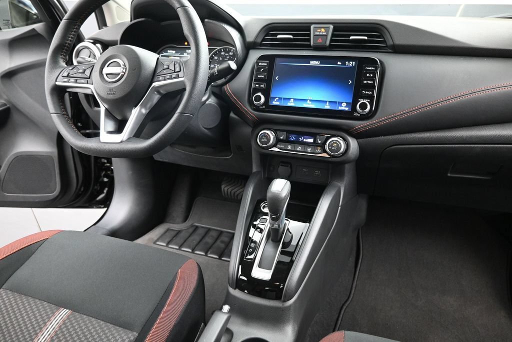 Certified 2025 Nissan Versa SR w/ Trunk Package FWD image 31