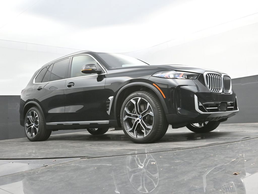 New 2026 BMW X5 xDrive50e w/ Premium Package AWD/4WD image 48