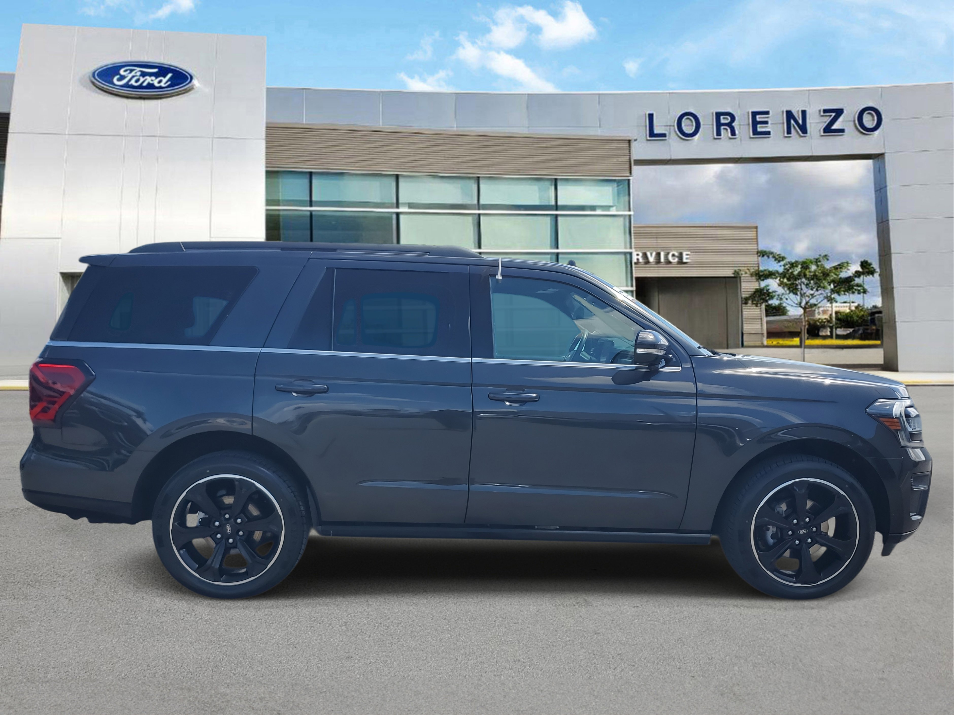 Certified 2023 Ford Expedition Limited image 4