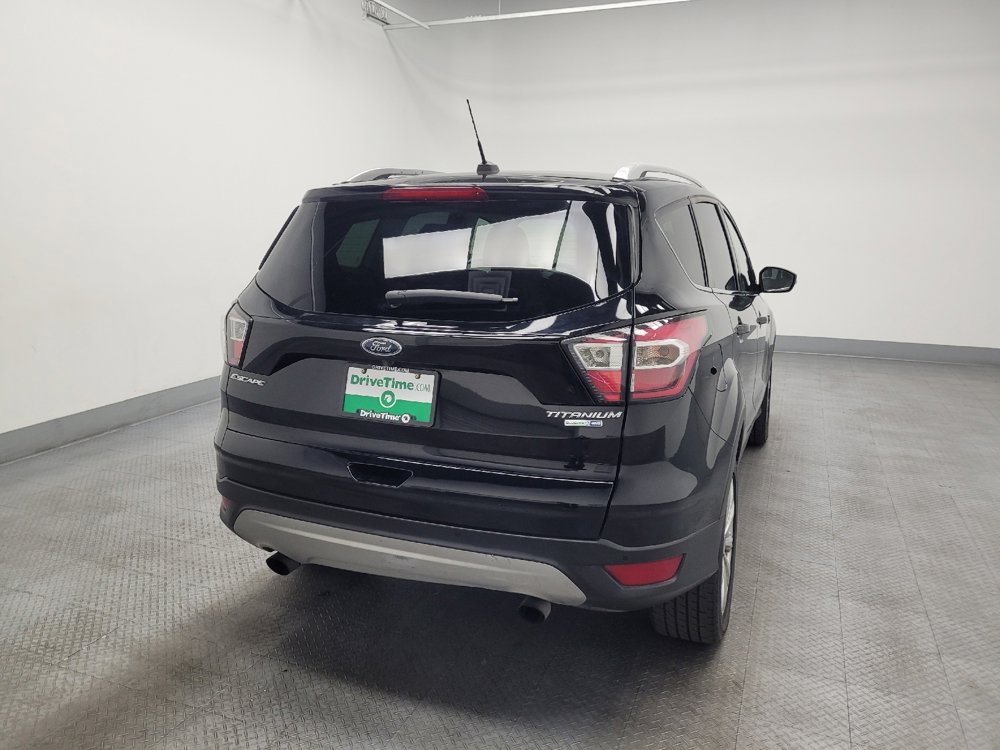 Used 2017 Ford Escape Titanium image 7