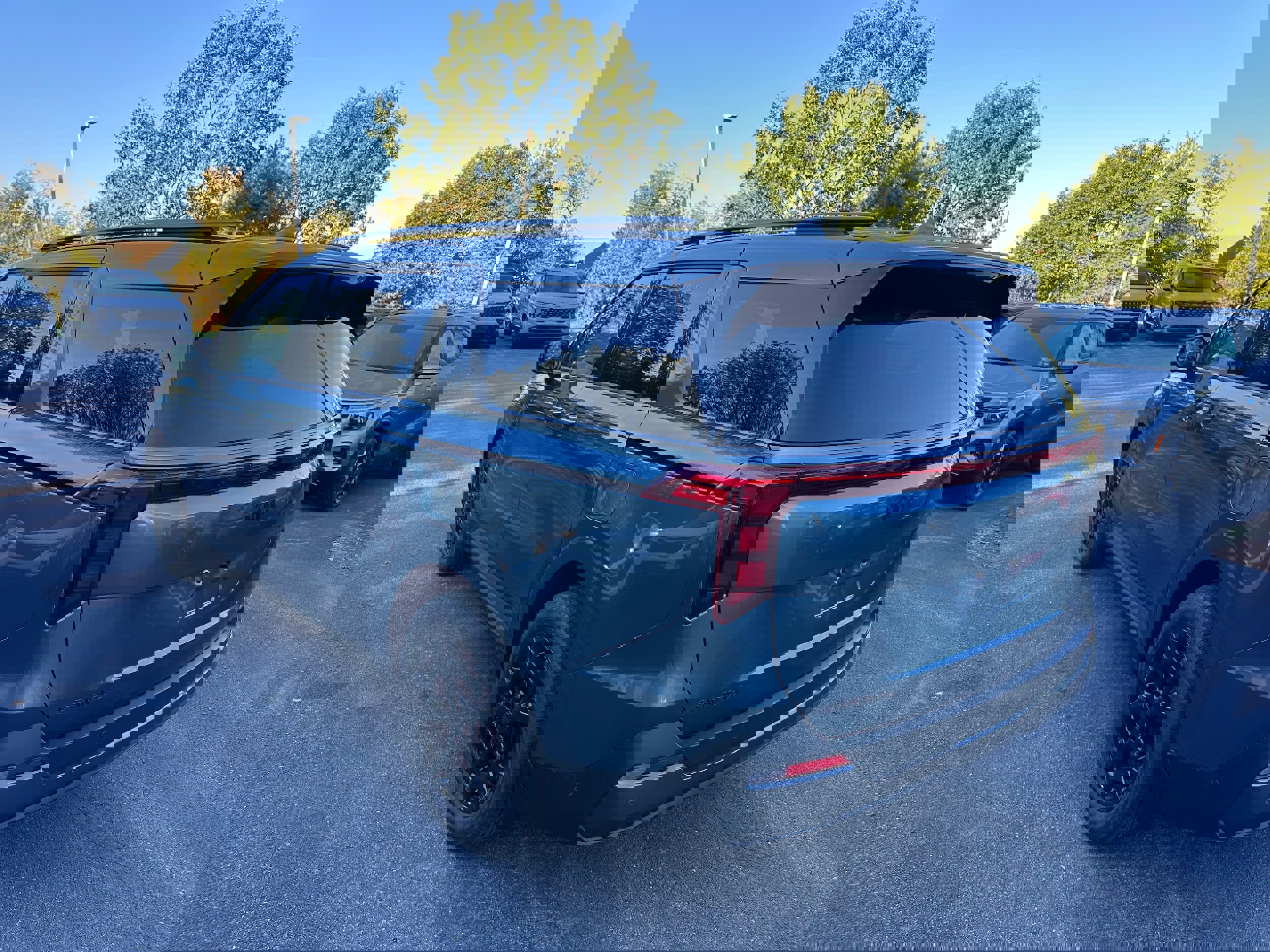 New 2026 Kia Carnival SX image 7