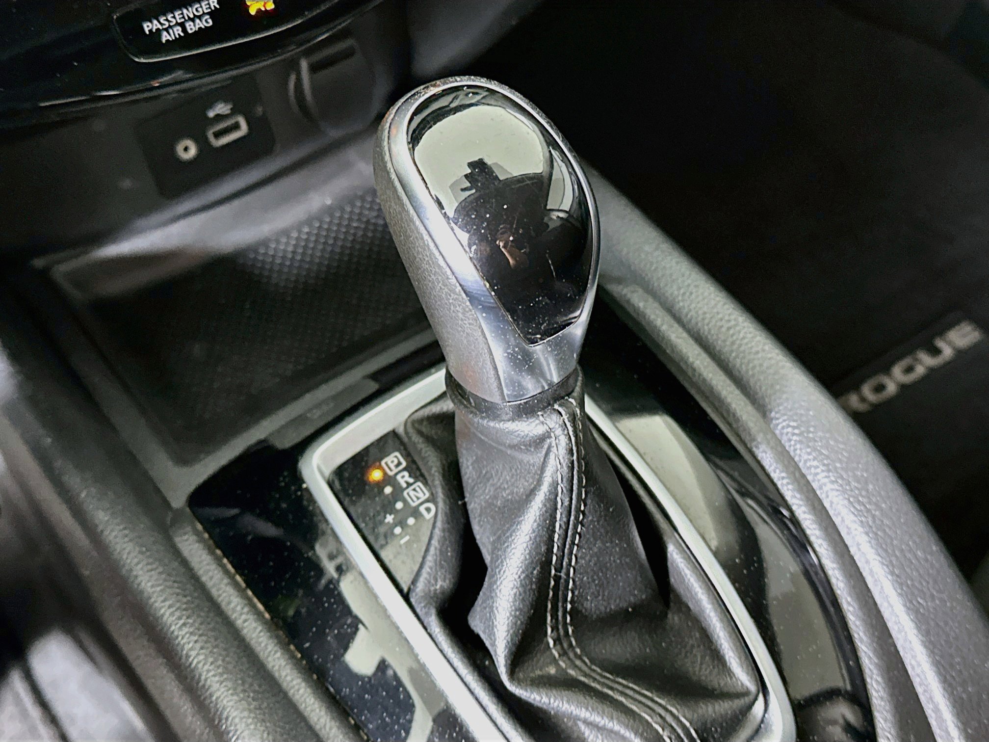 Used 2019 Nissan Rogue S FWD image 24
