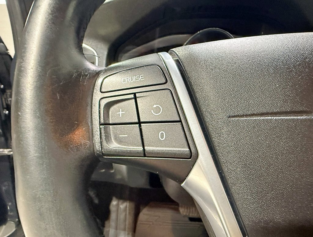 Used 2015 Volvo S60 T5 Premier image 10