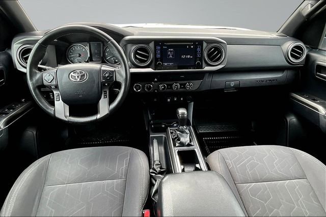Used 2019 Toyota Tacoma TRD Off-Road AWD/4WD image 9