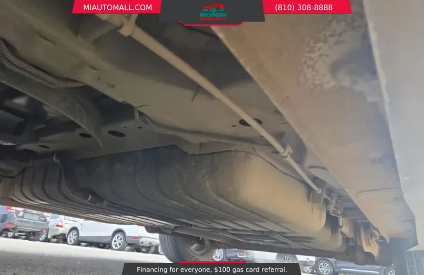 Used 2014 Chrysler Town & Country Touring-L w/ Driver Convenience Group image 28