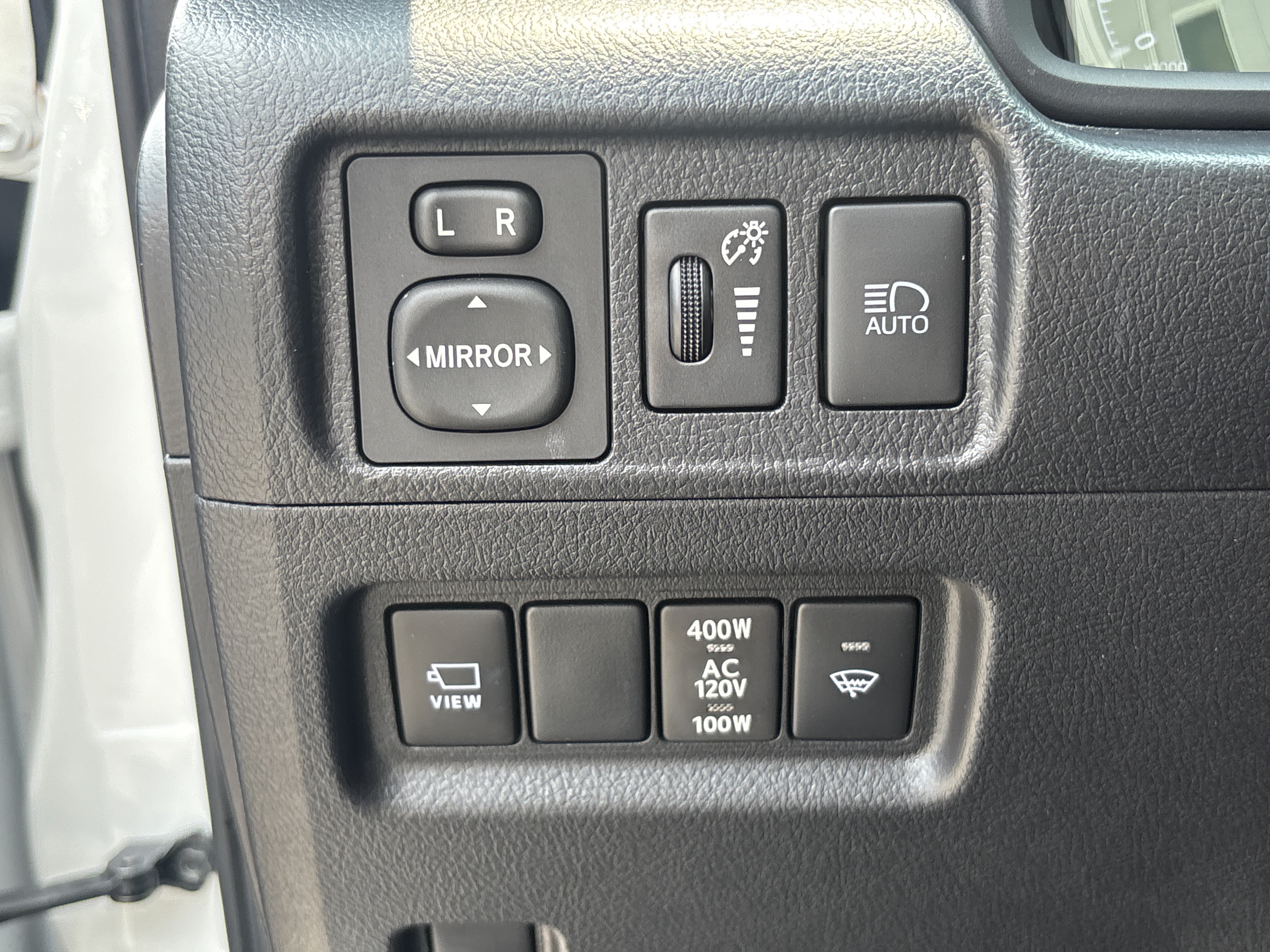 Used 2024 Toyota 4Runner TRD Off-Road Premium w/ Off Road Premium Plus Package AWD/4WD image 34
